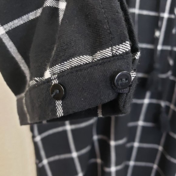 NWT Christy & Co Black/White Plaid Dolman Sleeve Pocketed Cutout Seam Midi Dress - Picture 7 of 16